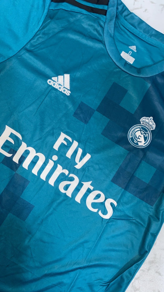 Real Madrid 2017/18 Retro Jersey