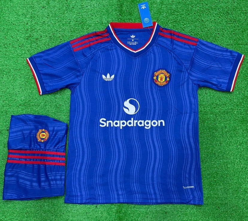 Manchester United Away Set 2026/27 – Half Sleeves