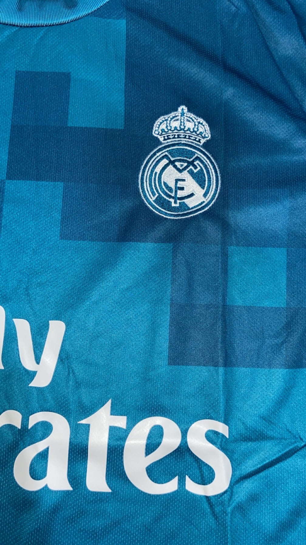 Real Madrid 2017/18 Retro Jersey